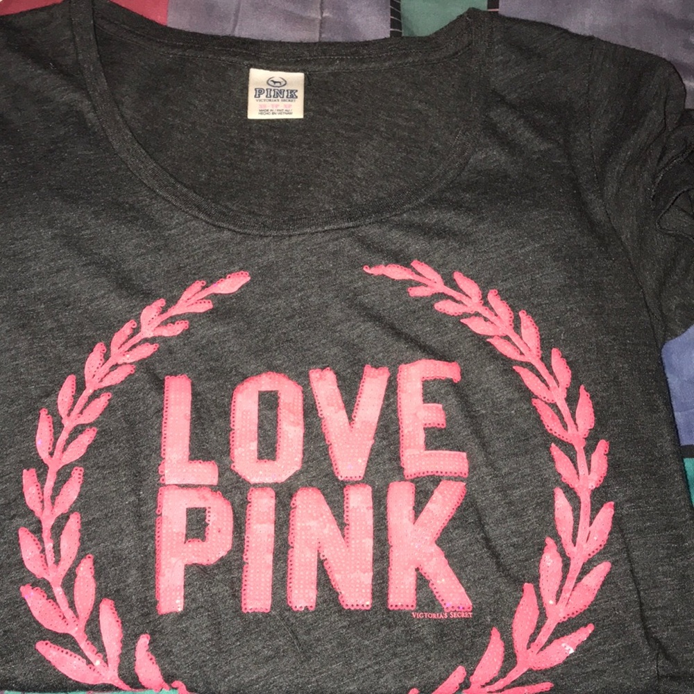 Vs PINK shirt